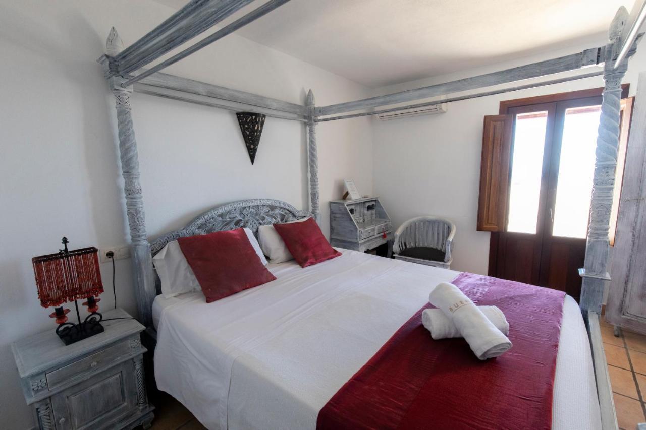 Buenavista Suites Hotel Boutique Santa Eularia des Riu Eksteriør billede