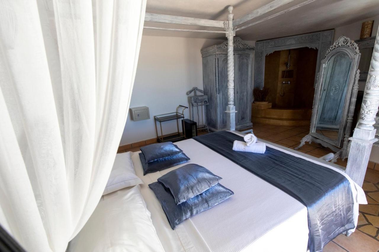 Buenavista Suites Hotel Boutique Santa Eularia des Riu Eksteriør billede